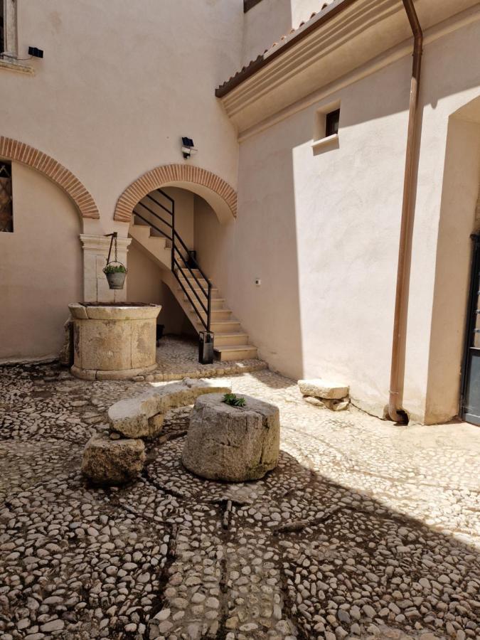 דירות Sant'Eusanio Forconese Casa Cristina מראה חיצוני תמונה
